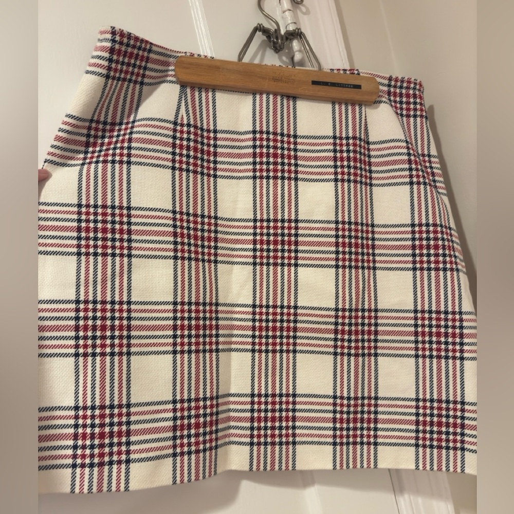 Brooks Brothers lines wool skirt, size 14, like new condition